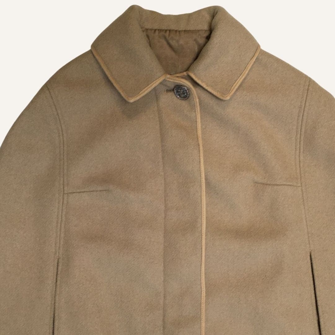 Cape évasée en laine beige pour femme - Seconde main - Image 2