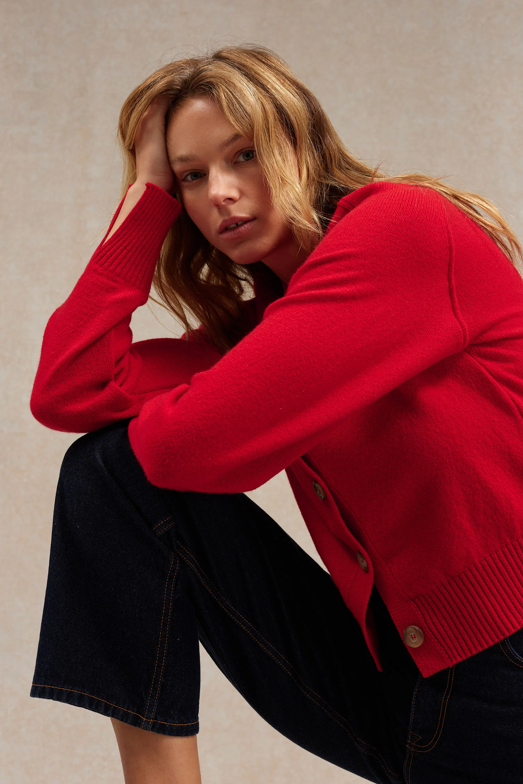 Cardigan rouge en laine mérinos pour femme - Image 4