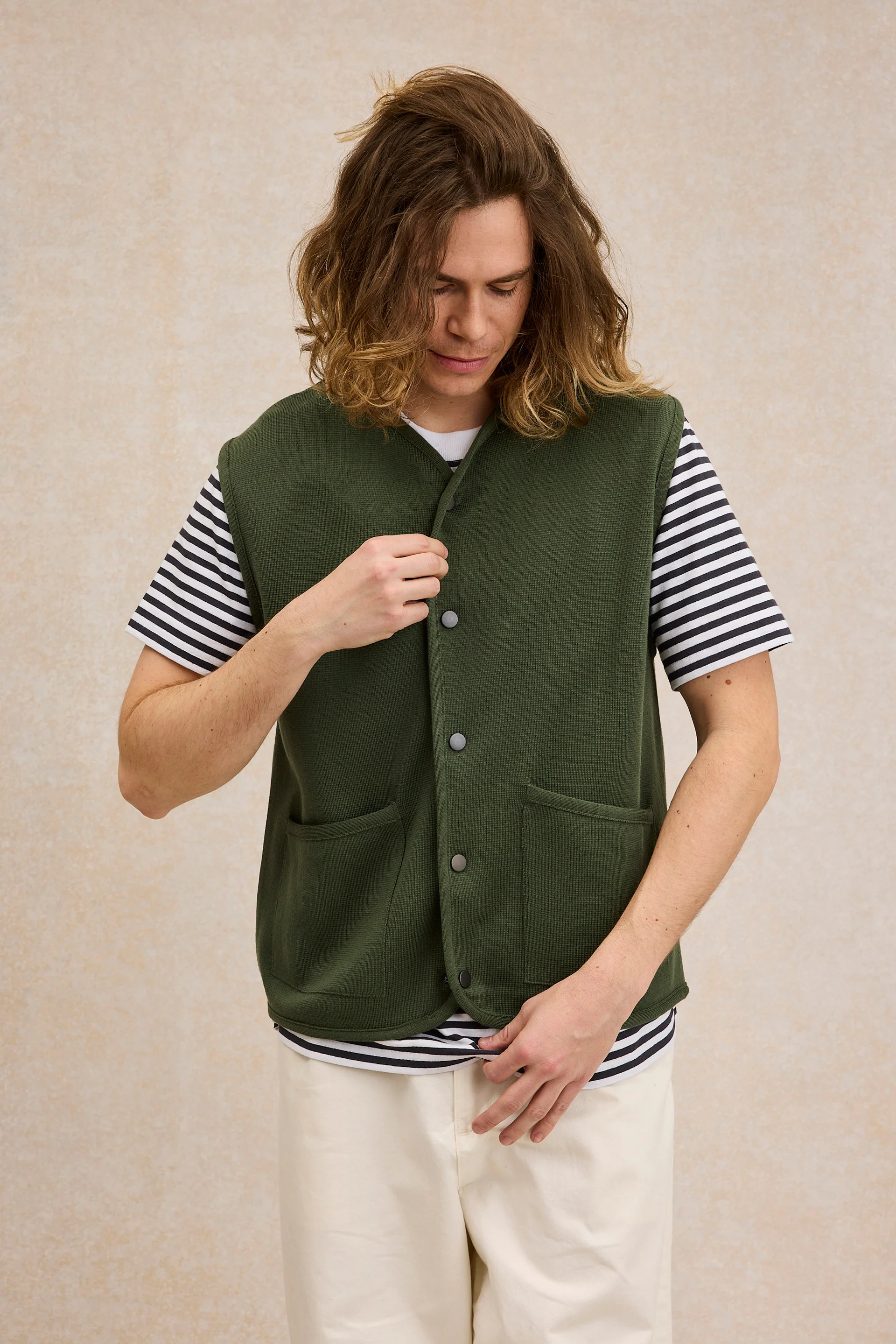 Gilet sans manches à pression vert kaki pour homme