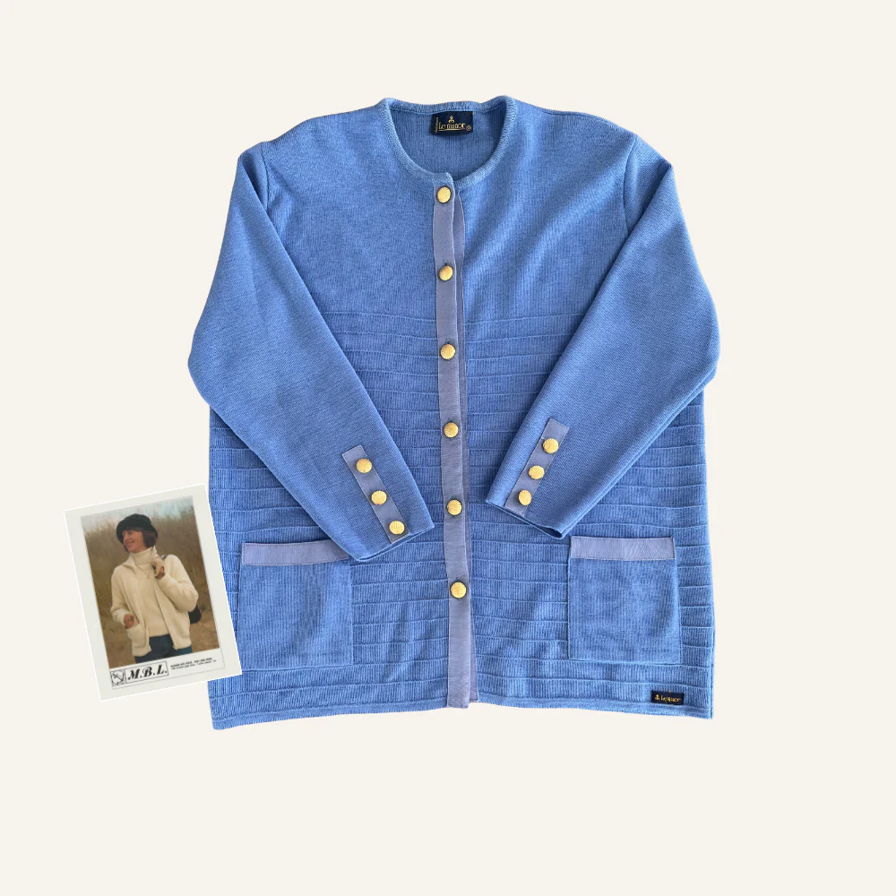 Gilet bleu ciel boutons dorés coquillage pour femme - Seconde main