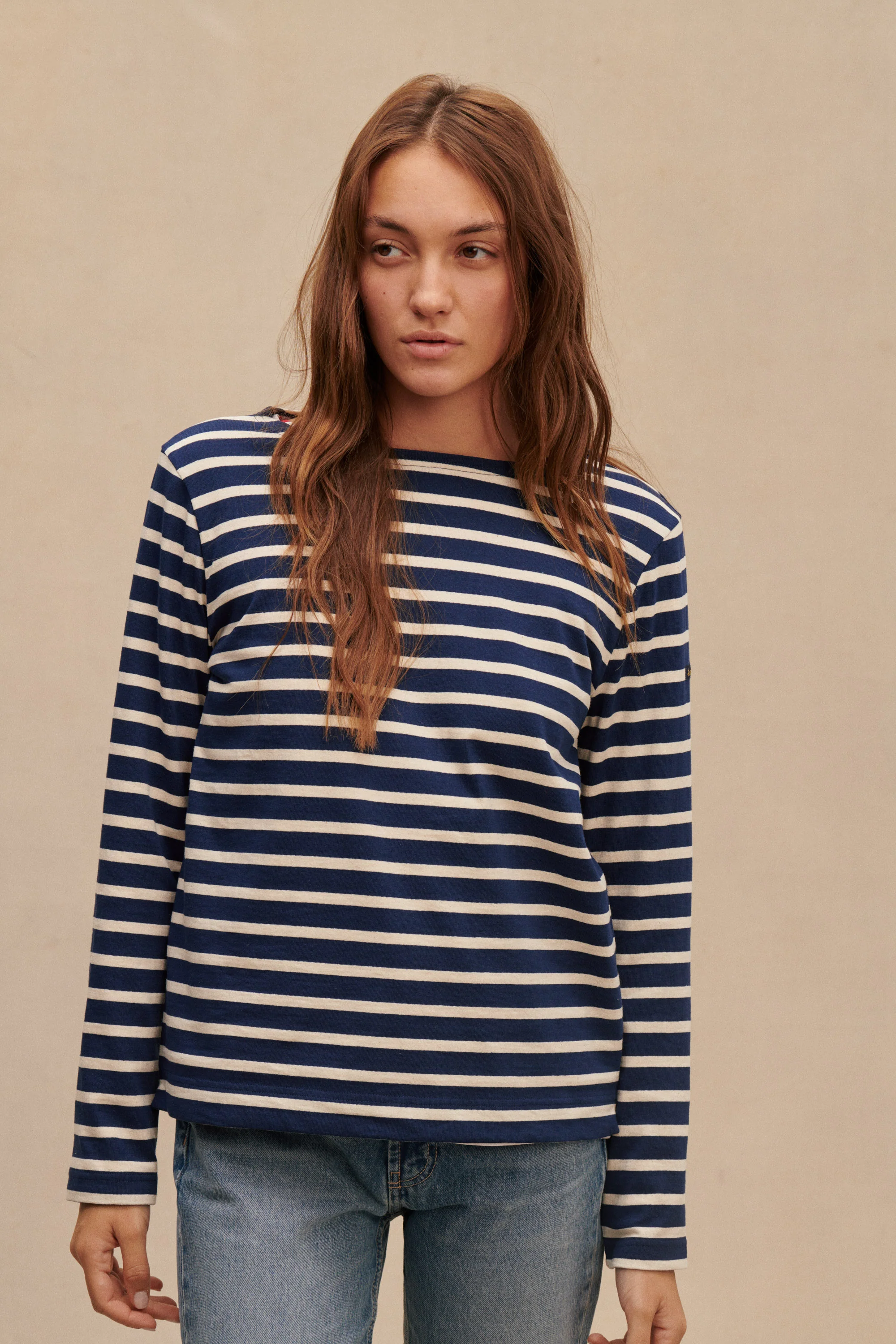 Marinière bleu marine et écru pour femme - Image 3