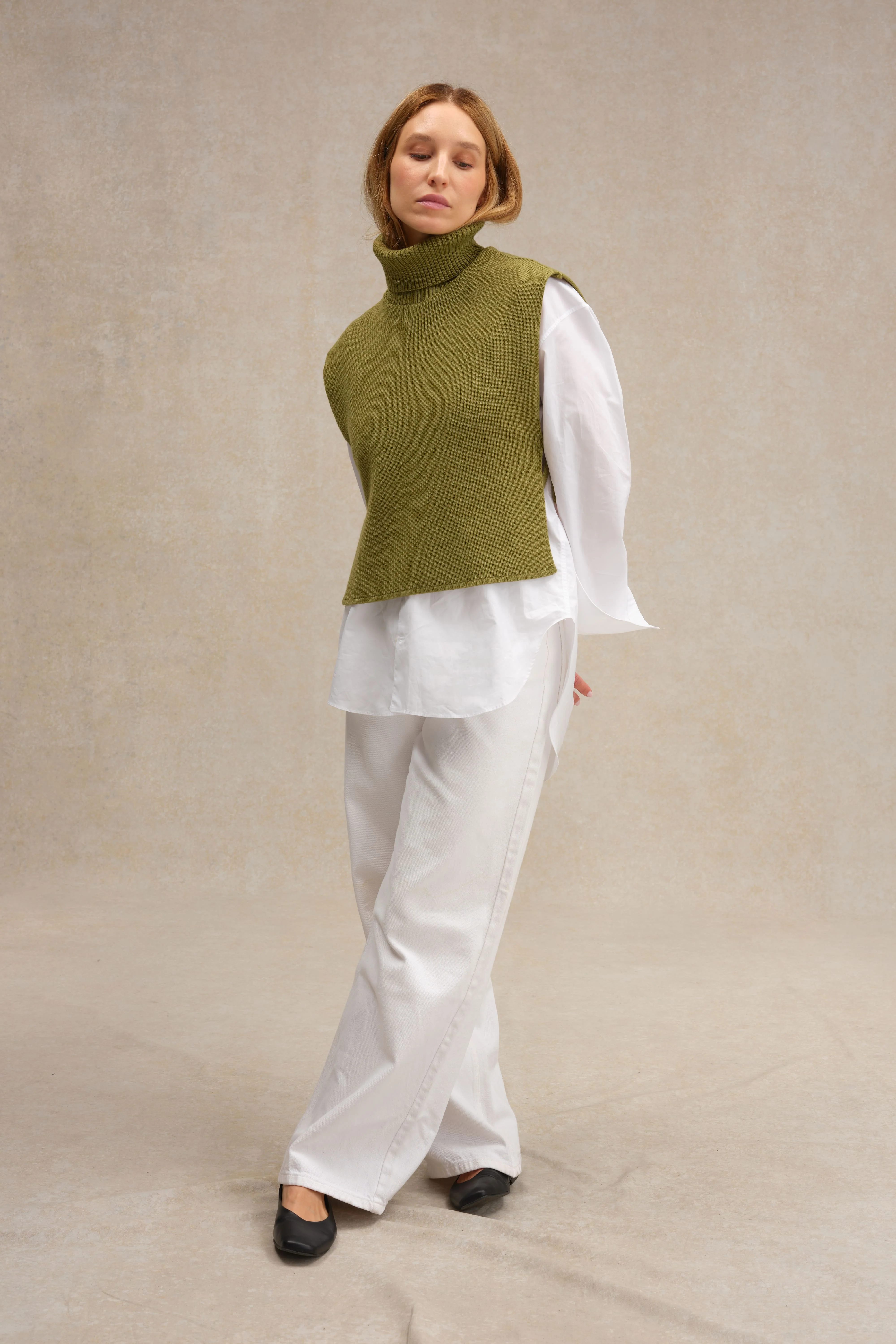 Plastron col roulé olive acide en laine mérinos pour femme - Image 3