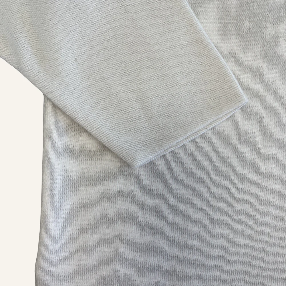 Pull écru col rond en laine pour femme - Seconde main - Image 4