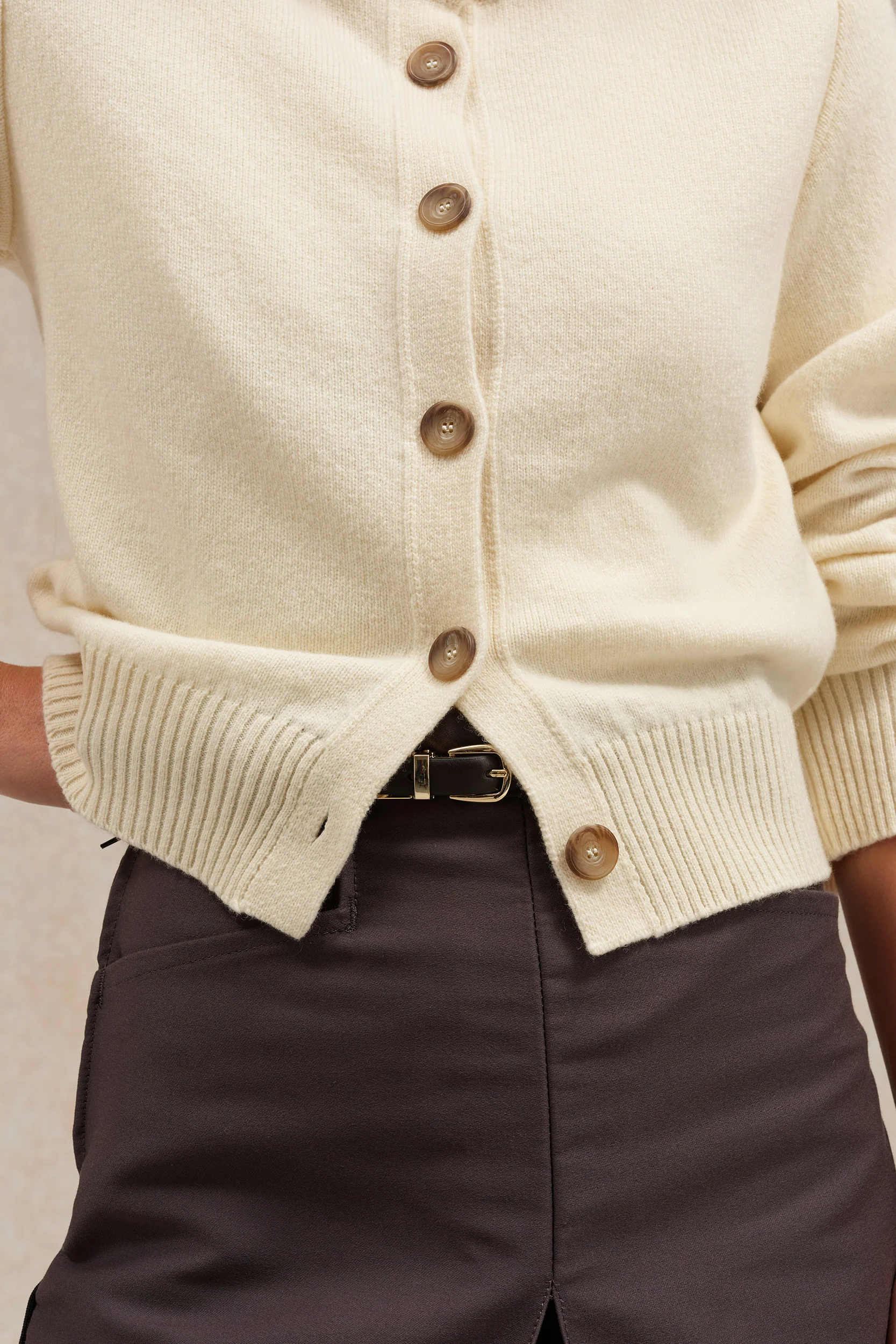 Cardigan écru en laine mérinos pour femme - Image 3