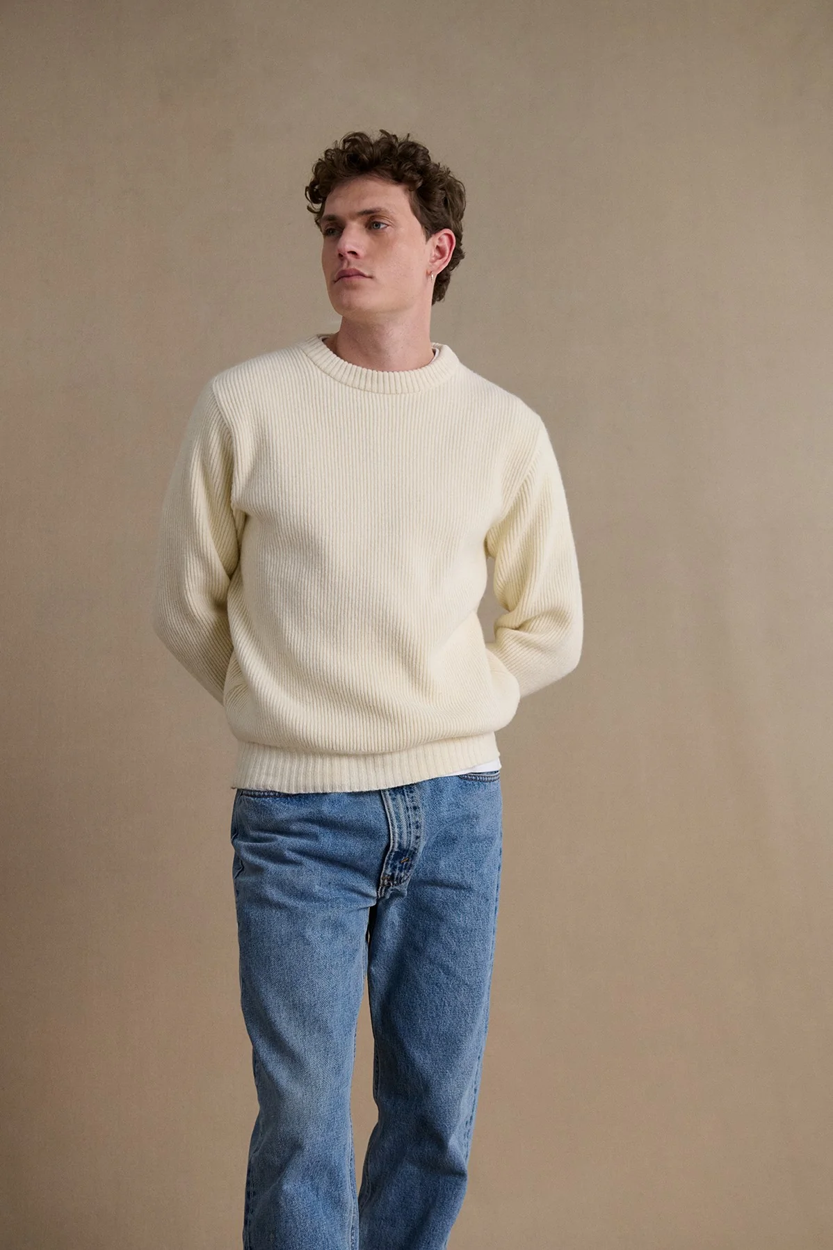 Pull homme col rond à côtes écru