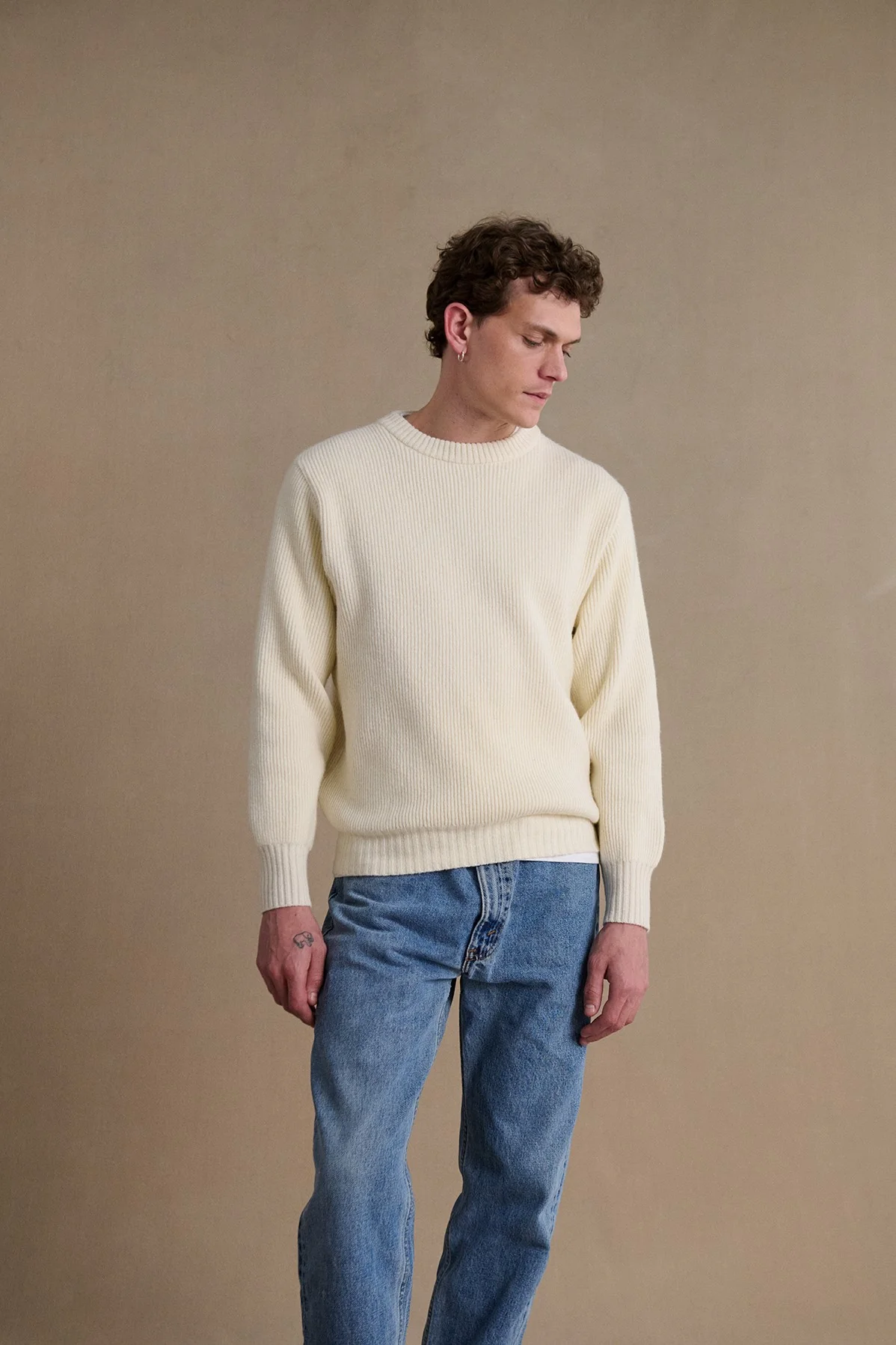 Pull homme col rond à côtes écru - Image 3