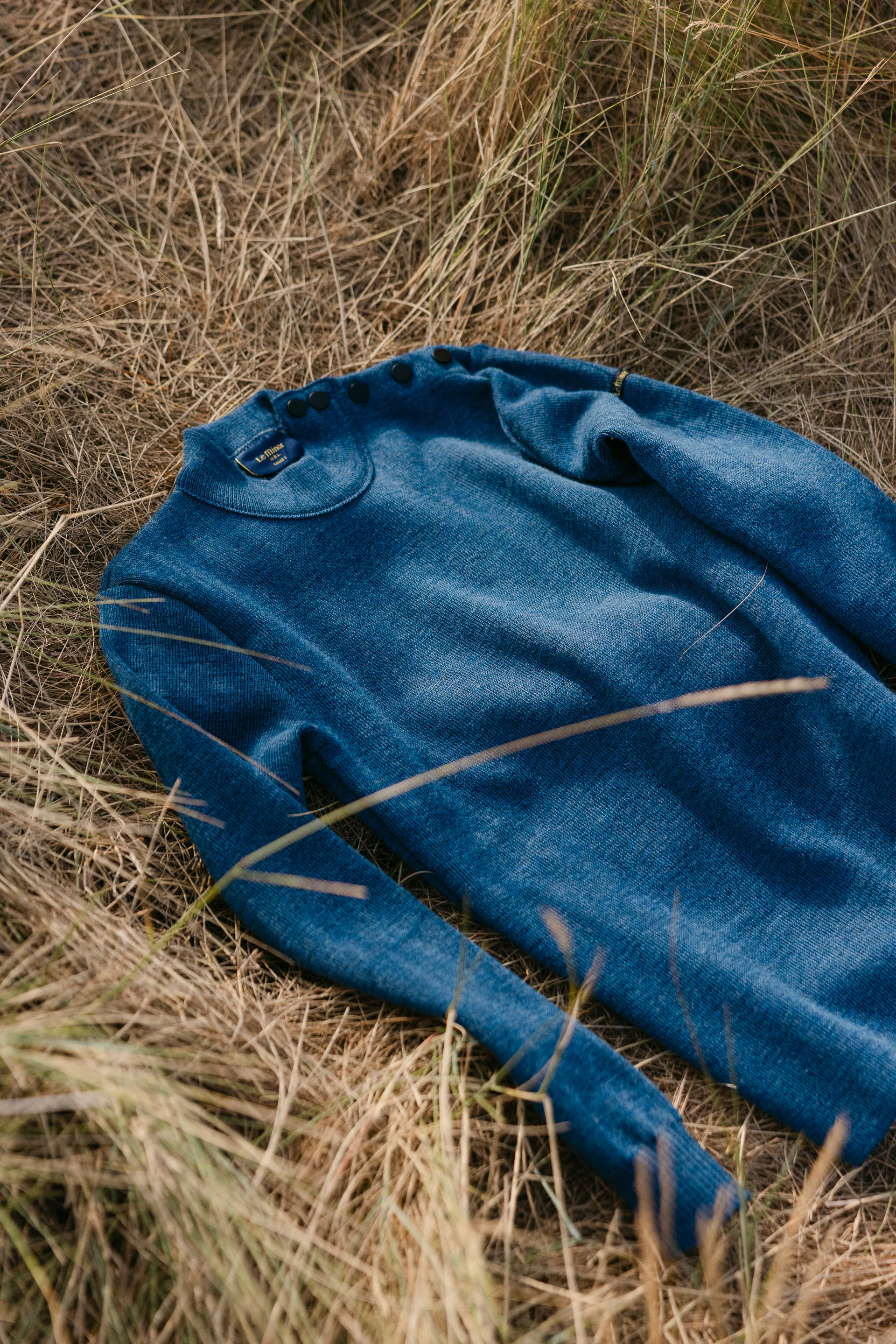 Pull marin bleu denim pour femme - Image 8