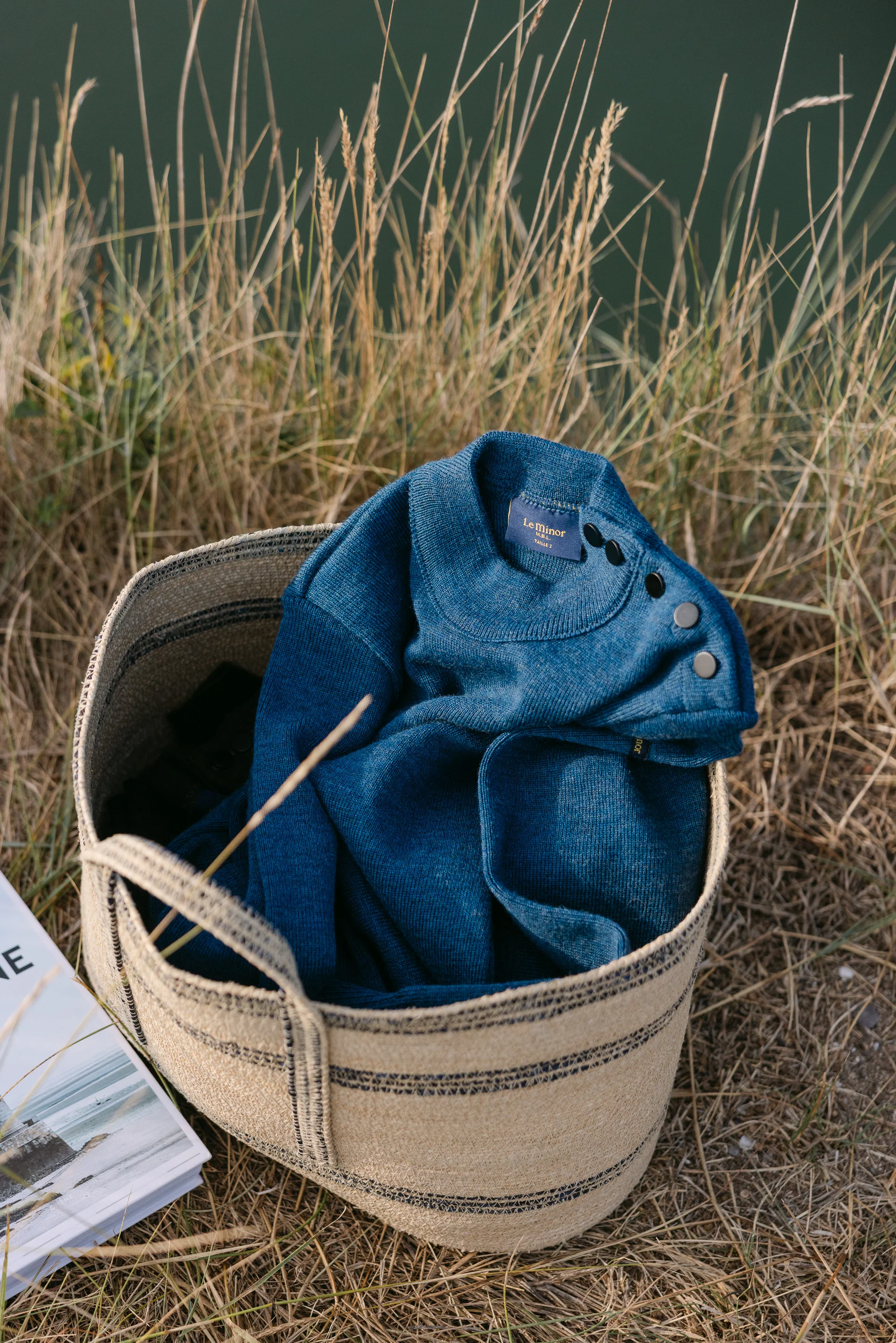 Pull marin bleu denim pour homme - Image 10