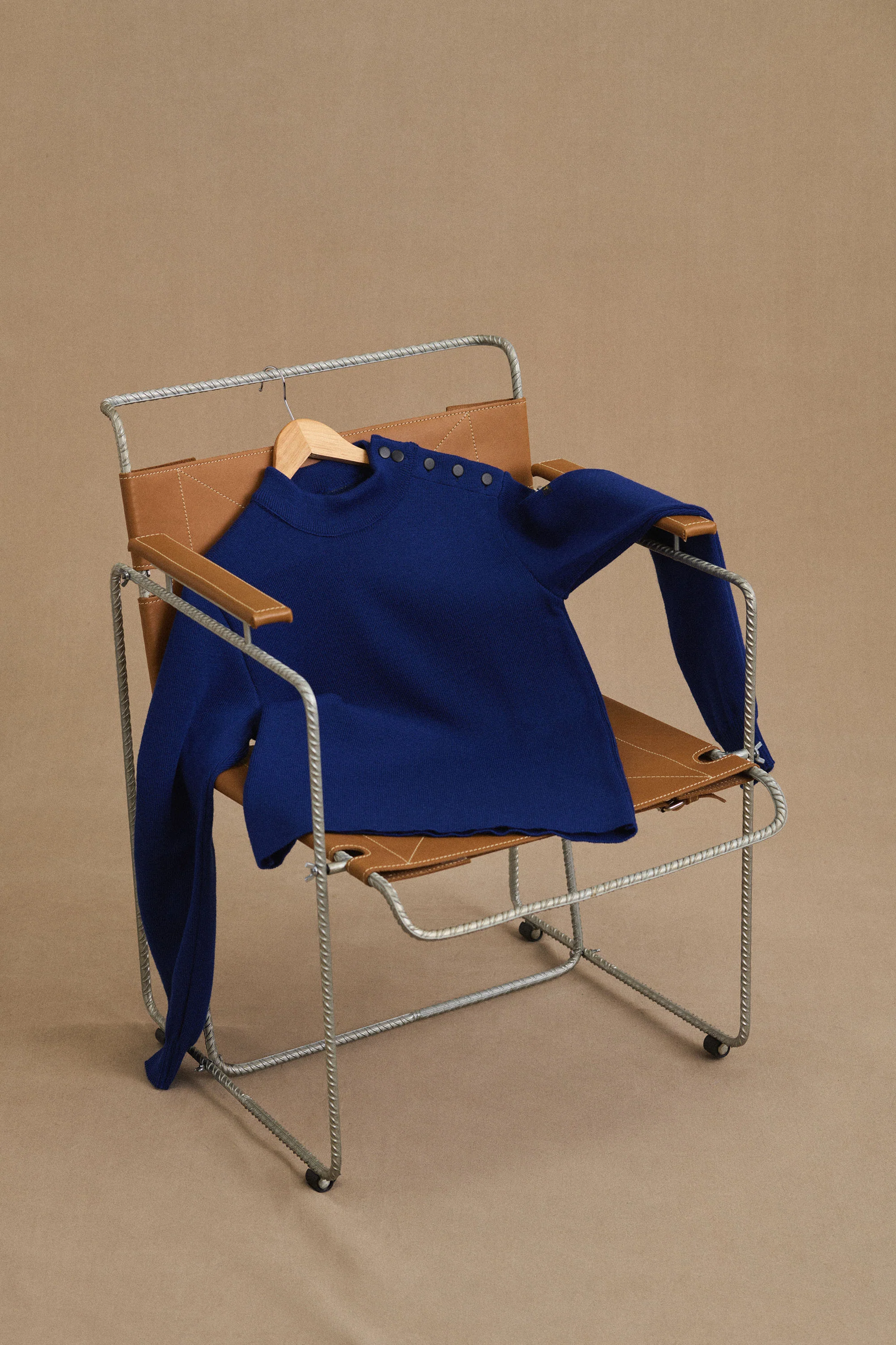 Pull marin bleu roi pour femme - Image 4
