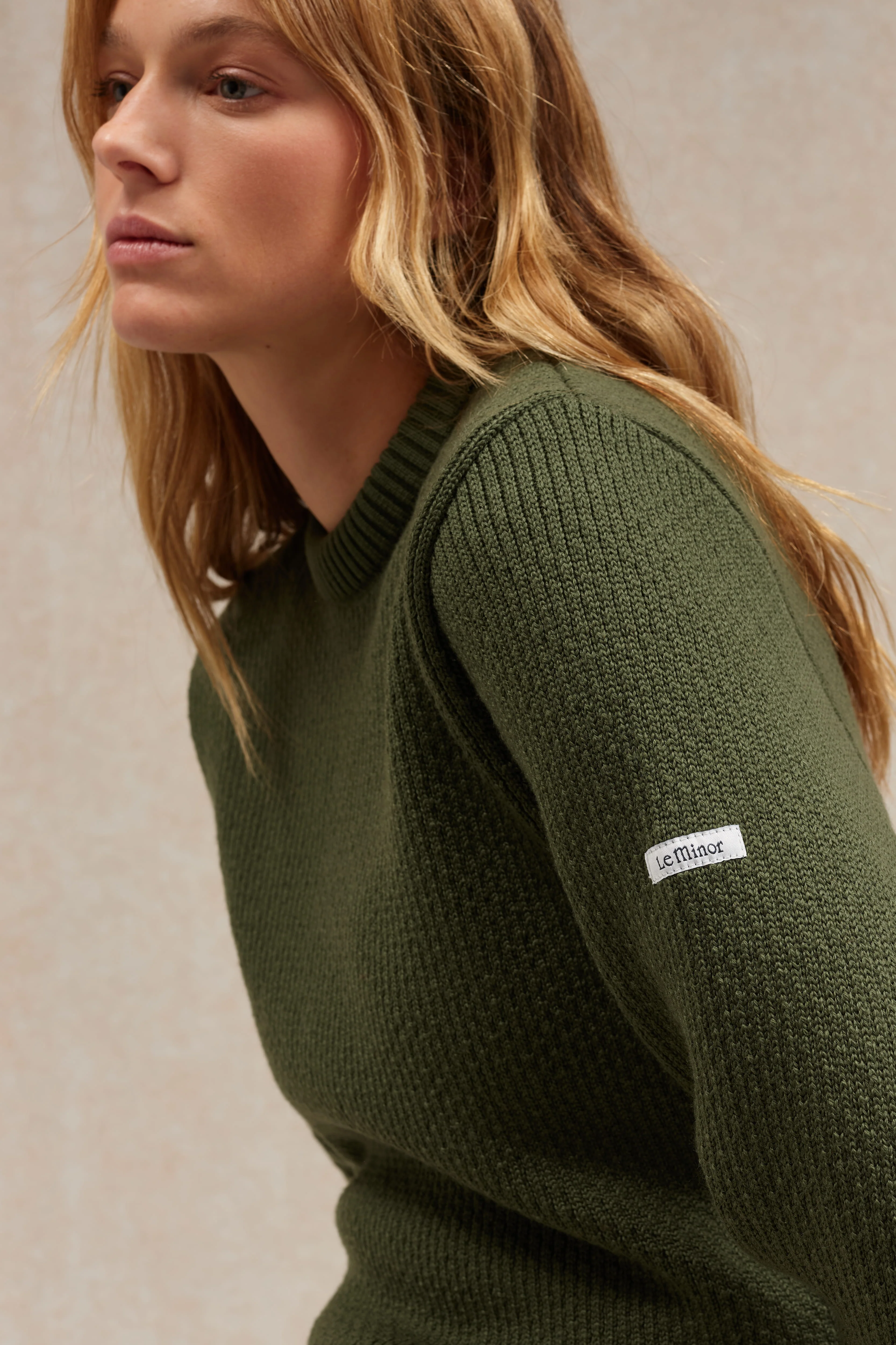 Pull col rond Norvégien olive pour femme - Image 2