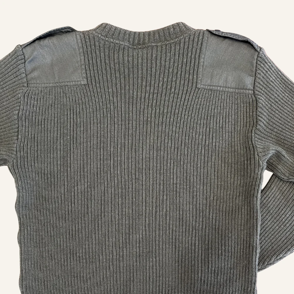 Pull officier kaki vintage pour homme - Seconde main - Image 3