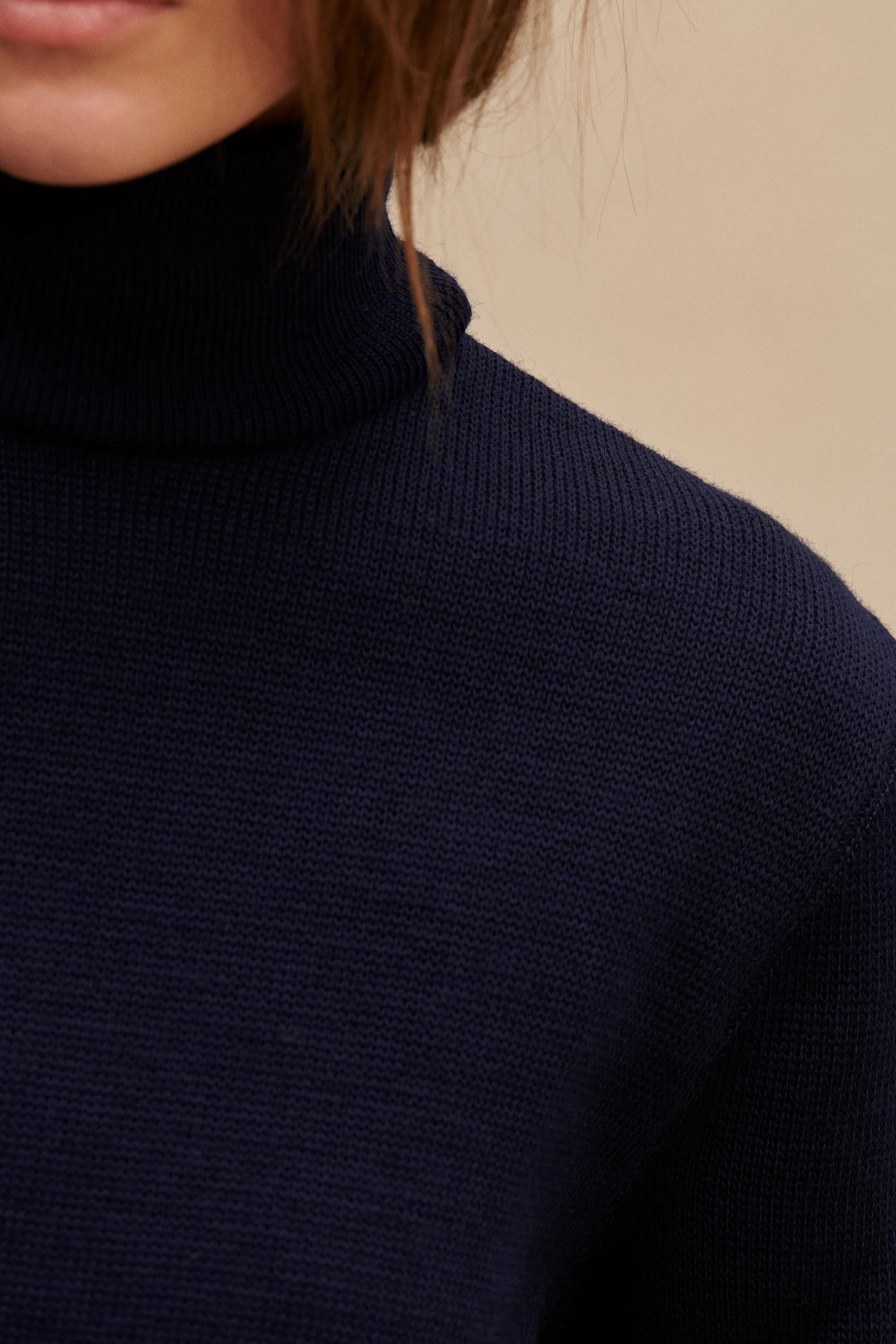 Pull sous-marinier bleu encre pour femme - Image 3