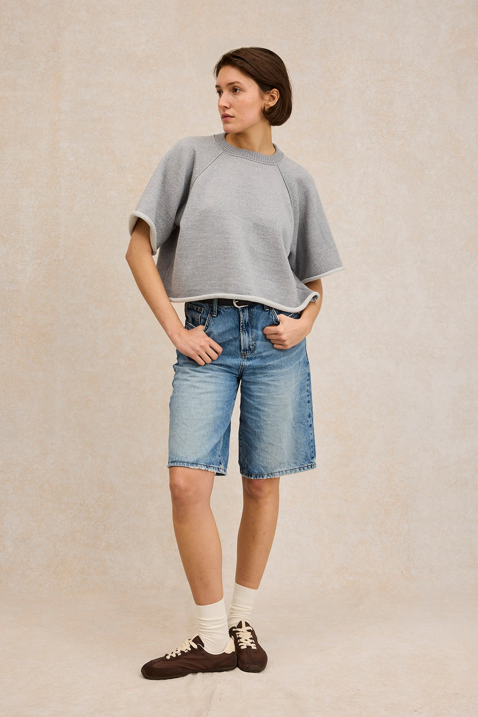Sweat cropped gris clair en laine mérinos pour femme - Image 3