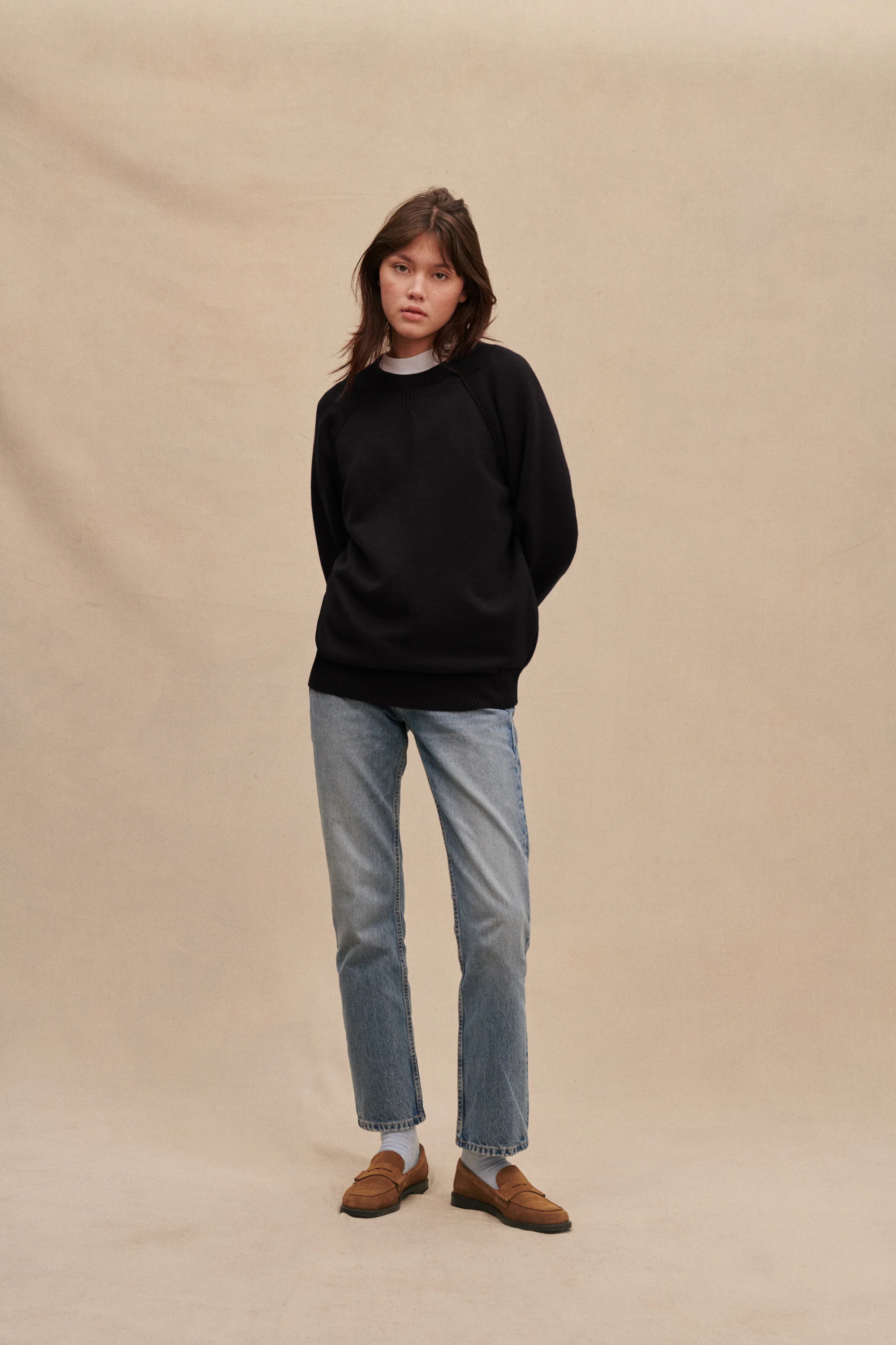 Sweat noir en laine mérinos pour femme - Image 3