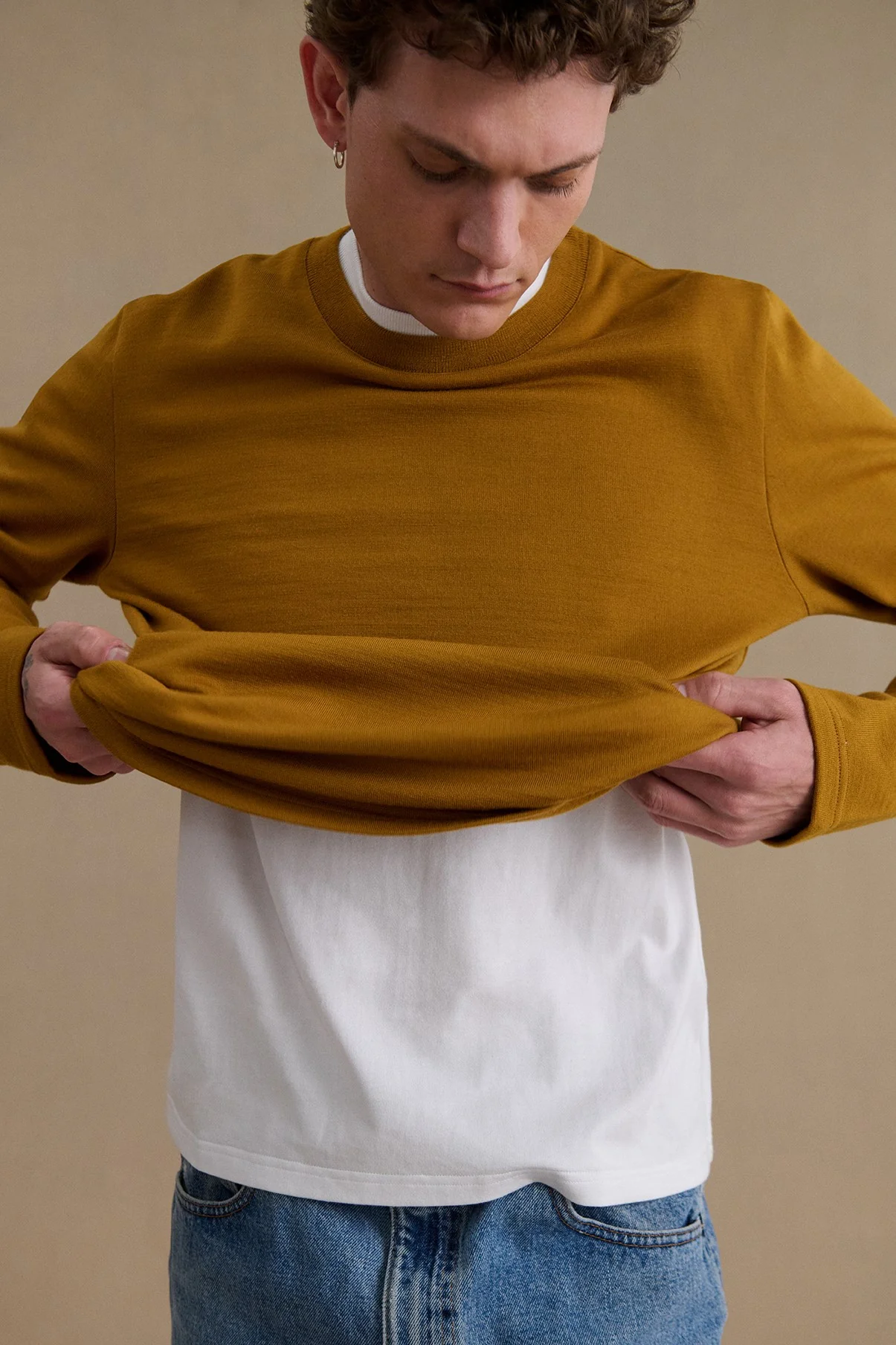 T-shirt camel à manches longues en laine mérinos pour homme - Image 3