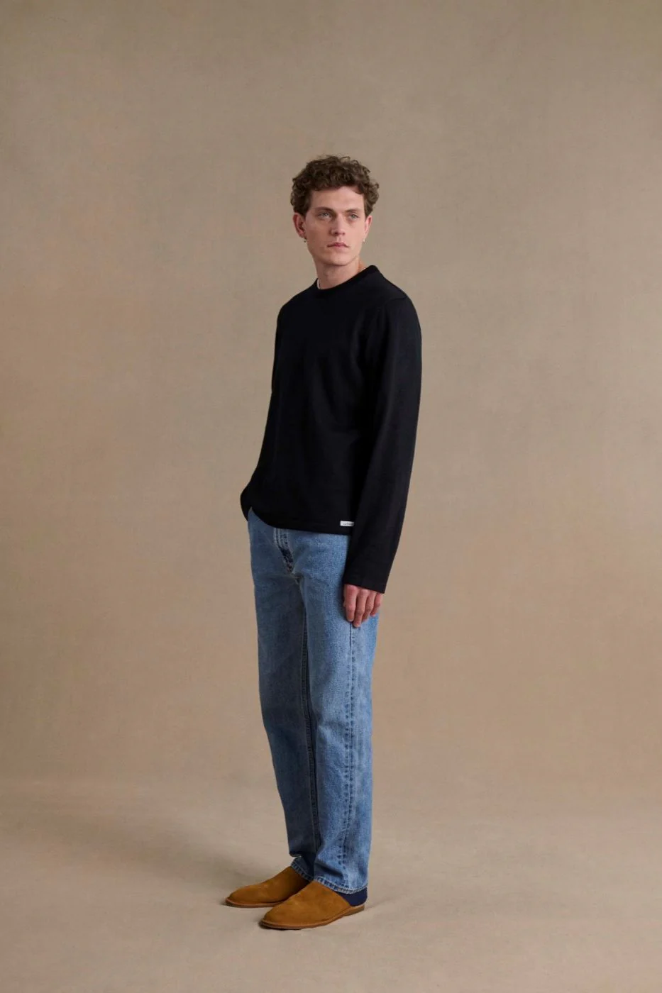 T-shirt noir à manches longues en laine mérinos pour homme - Image 5